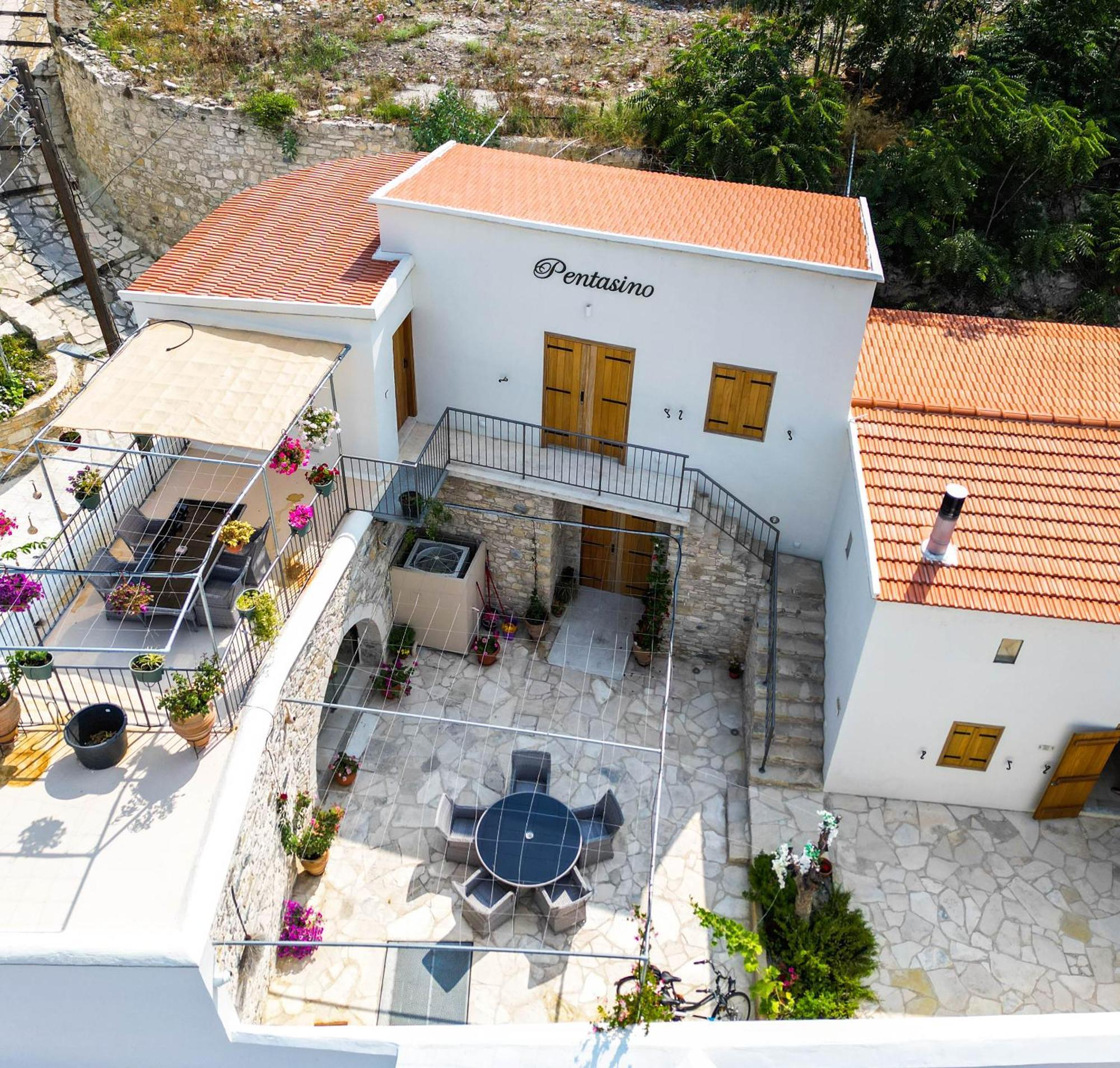 Pentasino Traditional House Agios Theodoros Eksteriør bilde