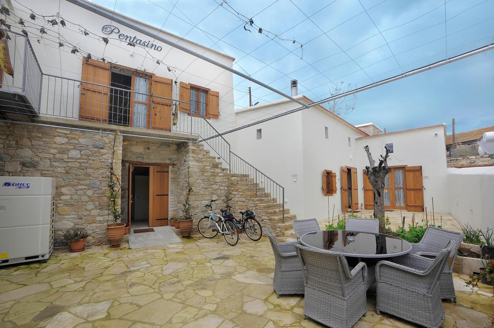 Pentasino Traditional House Agios Theodoros Eksteriør bilde